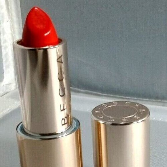 BECCA x KHLOE KARDASHIAN & MALIKA HAQQ Ultimate Lipstick Love Hot Tamale - Picture 2 of 3